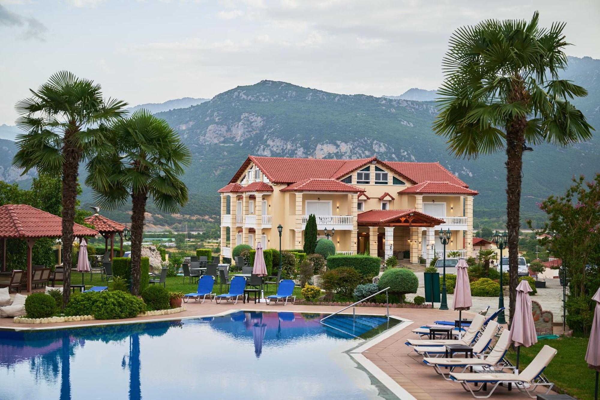 Famissi Suites 1 Καλαμπάκα Εξωτερικό φωτογραφία