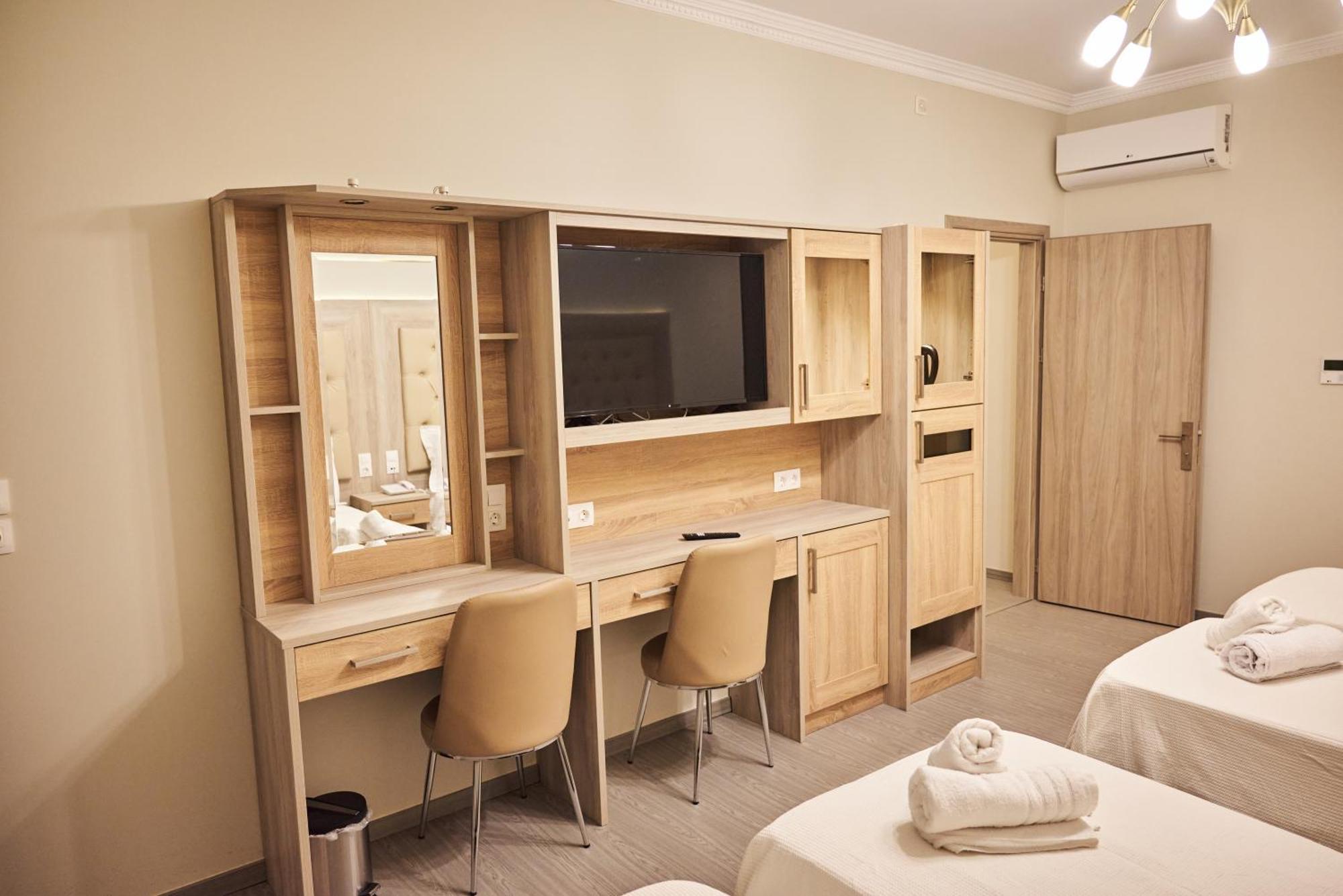 Famissi Suites 1 Καλαμπάκα Εξωτερικό φωτογραφία