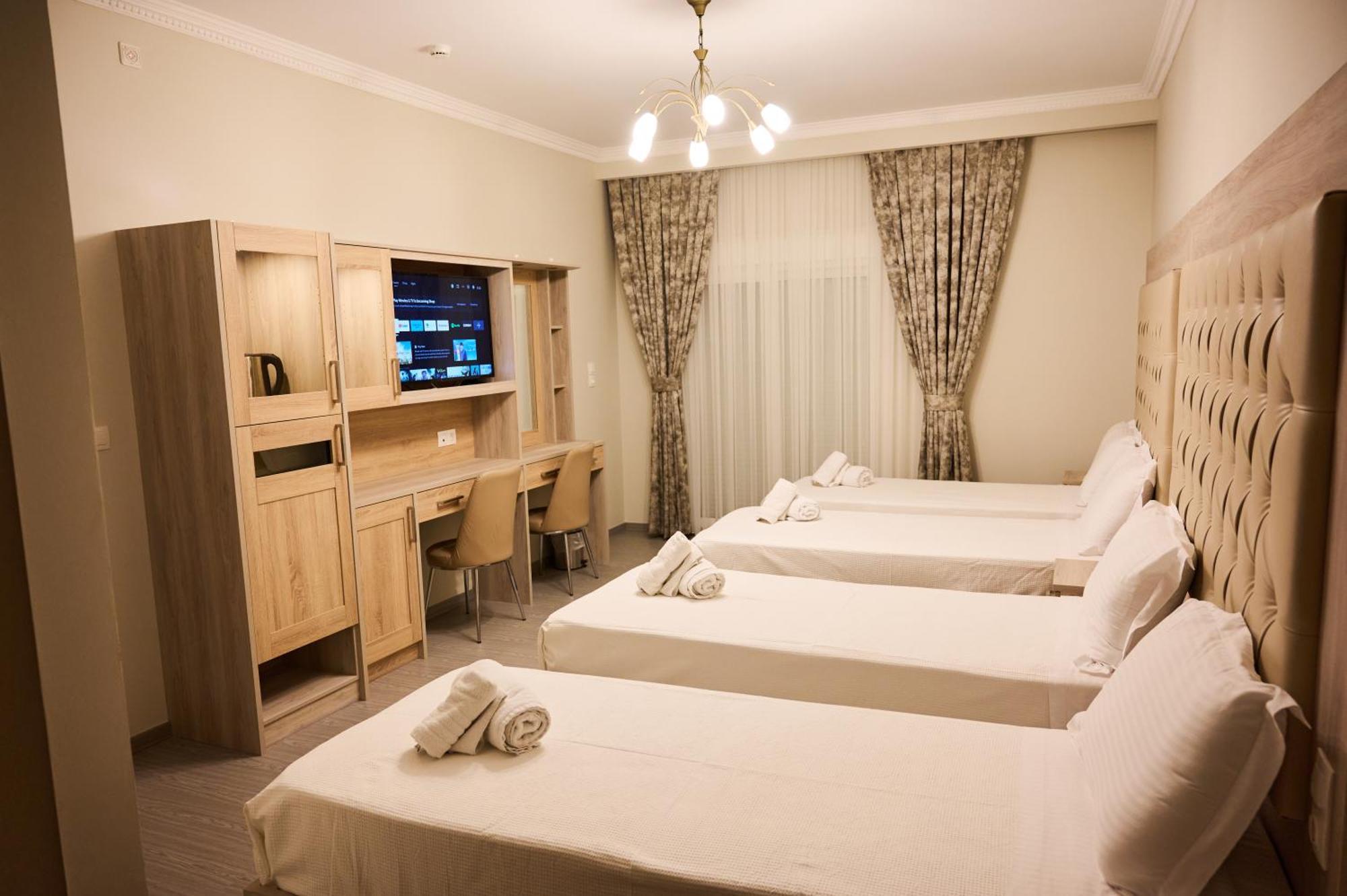 Famissi Suites 1 Καλαμπάκα Εξωτερικό φωτογραφία