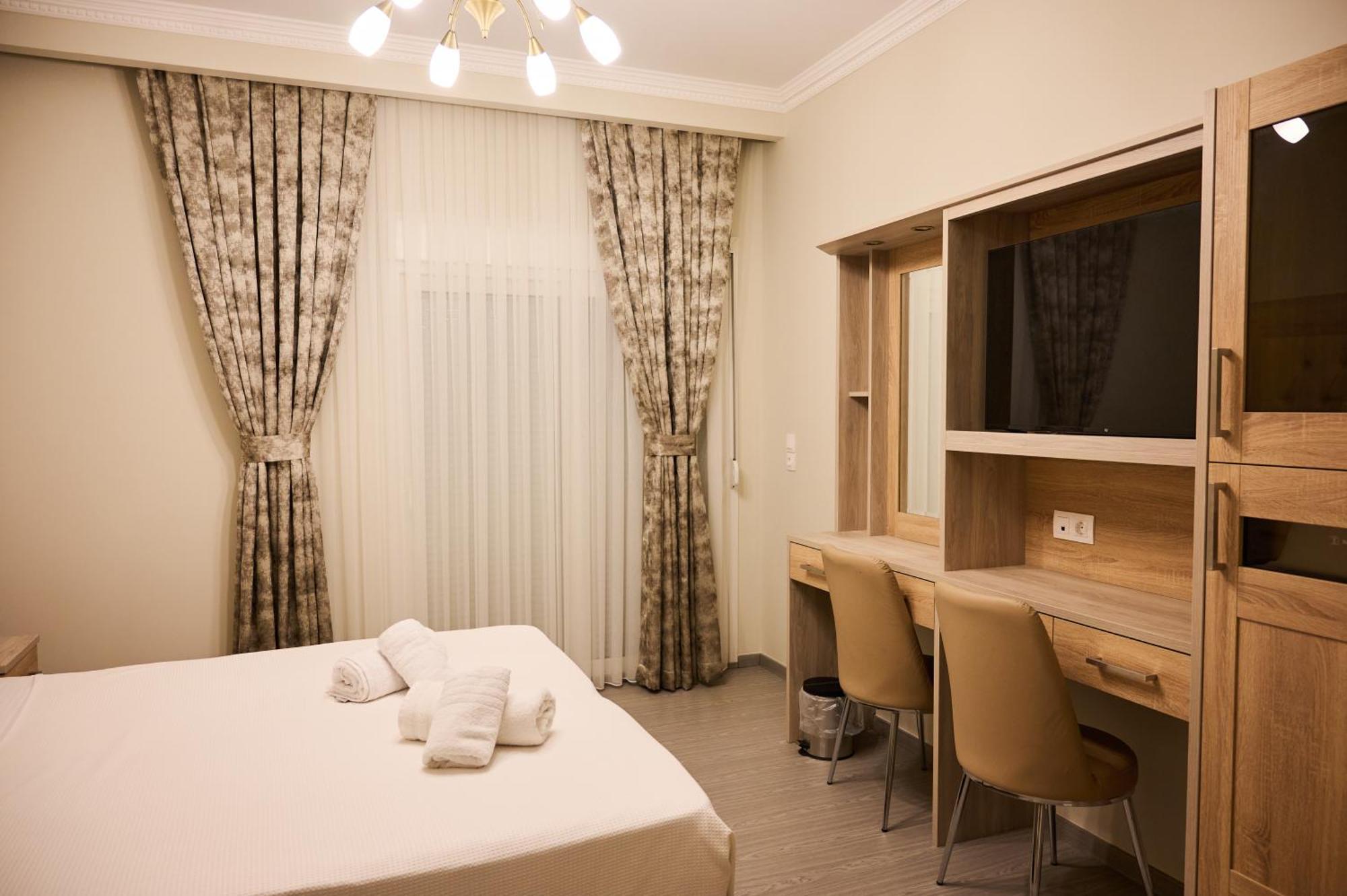 Famissi Suites 1 Καλαμπάκα Εξωτερικό φωτογραφία